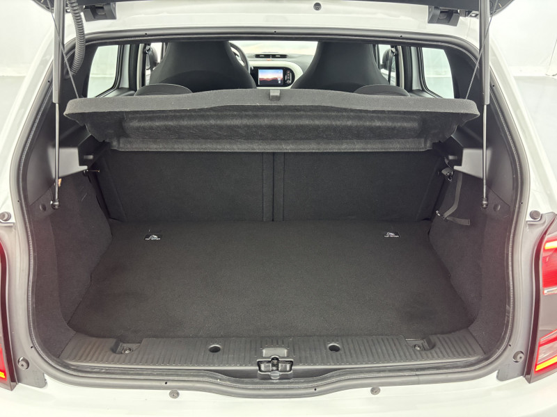 Renault Twingo Twingo III Achat Intégral 21 Zen 5p 2022 - photo n°9 Renault Twingo Twingo III Achat Intégral 21 Zen 5p  occasion à SAINT-GREGOIRE - photo n°9