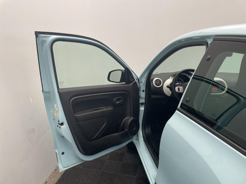 Renault Twingo Twingo III E-Tech Authentic 2023 - photo n°16 Renault Twingo Twingo III E-Tech Authentic  occasion à Seynod - photo n°16