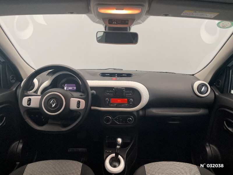 Renault Twingo Twingo III E-Tech Authentic 2023 - photo n°9 Renault Twingo Twingo III E-Tech Authentic  occasion à Seynod - photo n°9