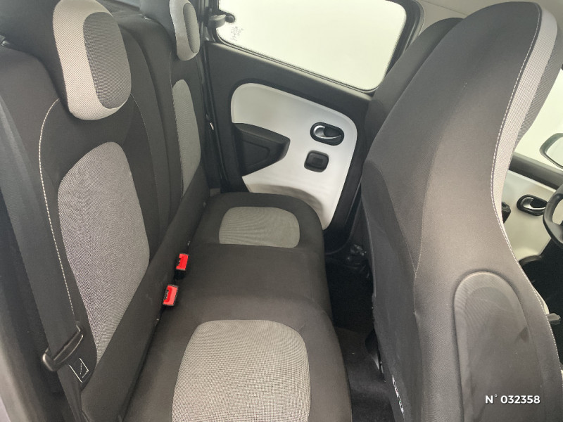 Renault Twingo Twingo III E-Tech Equilibre 2023 - photo n°11 Renault Twingo Twingo III E-Tech Equilibre  occasion à Seynod - photo n°11