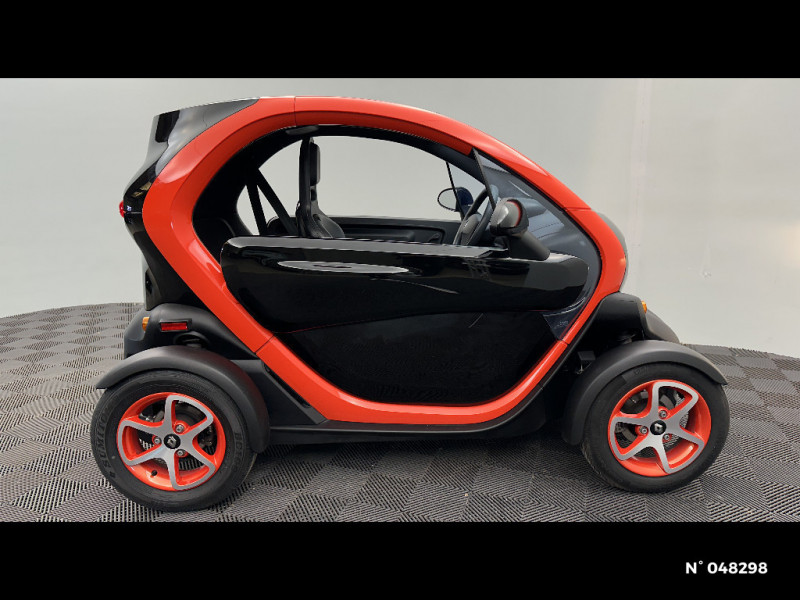 Renault Twizy Twizy Intens Noir 45 Achat Intégral 2023 - photo n°5 Renault Twizy Twizy Intens Noir 45 Achat Intégral  occasion à DREUX - photo n°5