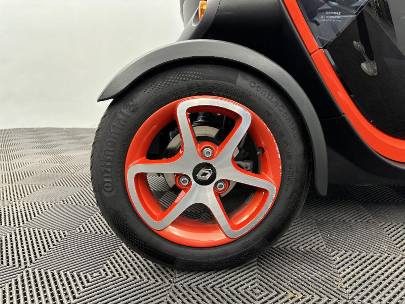 Renault Twizy Twizy Intens Noir 45 Achat Intégral 2023 - photo n°18 Renault Twizy Twizy Intens Noir 45 Achat Intégral  occasion à DREUX - photo n°18