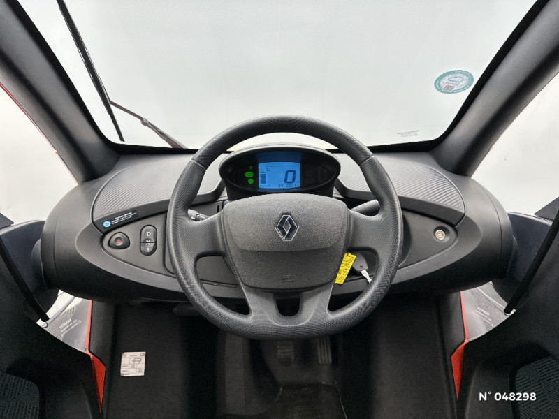 Renault Twizy Twizy Intens Noir 45 Achat Intégral 2023 - photo n°8 Renault Twizy Twizy Intens Noir 45 Achat Intégral  occasion à DREUX - photo n°8