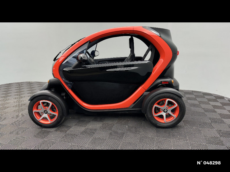 Renault Twizy Twizy Intens Noir 45 Achat Intégral 2023 - photo n°2 Renault Twizy Twizy Intens Noir 45 Achat Intégral  occasion à DREUX - photo n°2