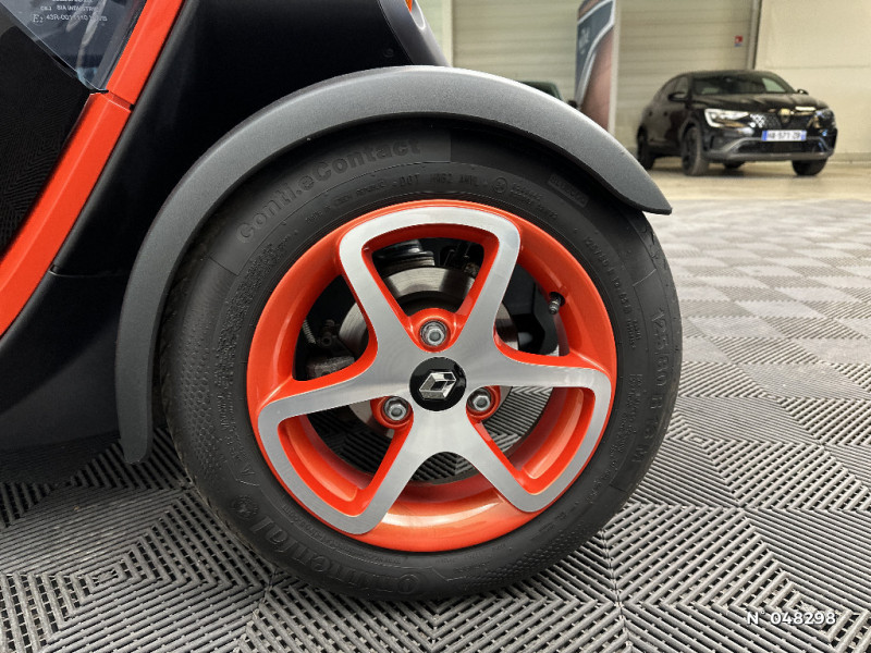 Renault Twizy Twizy Intens Noir 45 Achat Intégral 2023 - photo n°7 Renault Twizy Twizy Intens Noir 45 Achat Intégral  occasion à DREUX - photo n°7