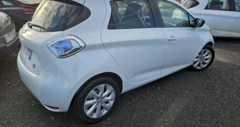 Renault Zoe Life ACHAT INTEGRAL AVEC BATTERIE 2015 - photo n°4 Renault Zoe Life ACHAT INTEGRAL AVEC BATTERIE  occasion à Ploudaniel - photo n°4