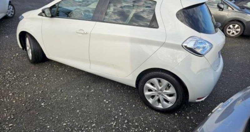 Renault Zoe Life ACHAT INTEGRAL AVEC BATTERIE 2015 - photo n°3 Renault Zoe Life ACHAT INTEGRAL AVEC BATTERIE  occasion à Ploudaniel - photo n°3