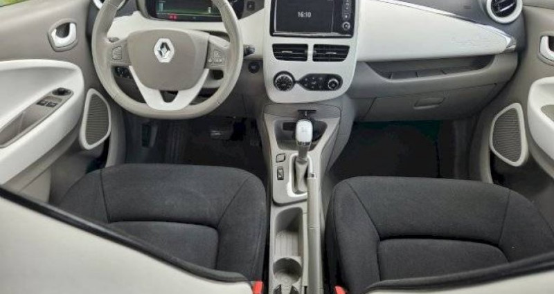 Renault Zoe Life ACHAT INTEGRAL AVEC BATTERIE 2015 - photo n°7 Renault Zoe Life ACHAT INTEGRAL AVEC BATTERIE  occasion à Ploudaniel - photo n°7