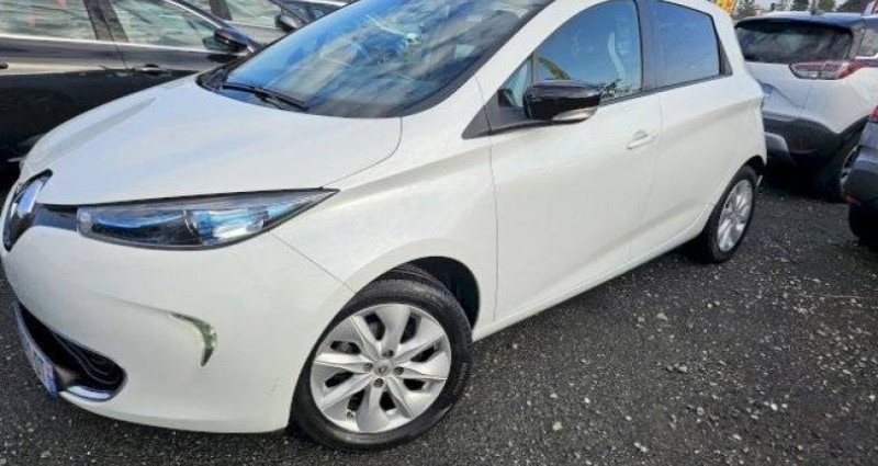 Renault Zoe Life ACHAT INTEGRAL AVEC BATTERIE 2015 Renault Zoe Life ACHAT INTEGRAL AVEC BATTERIE  occasion à Ploudaniel