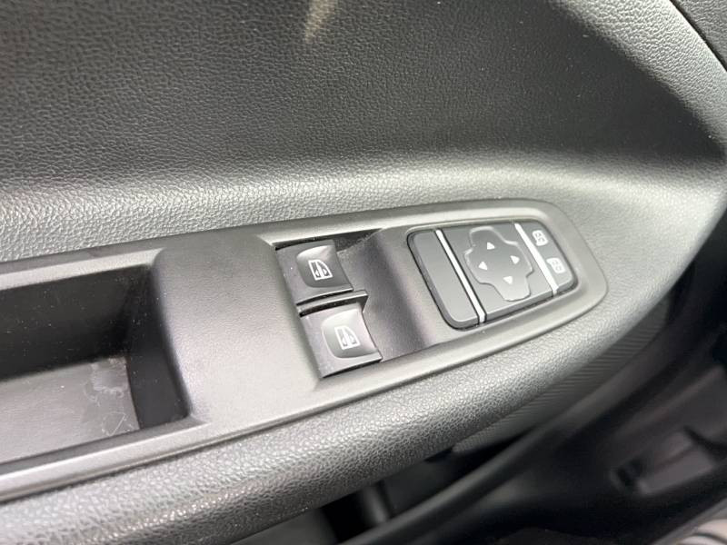 Renault Zoe R110 Achat Intégral Business 2021 - photo n°16 Renault Zoe R110 Achat Intégral Business  occasion à L'Isle-Jourdain - photo n°16