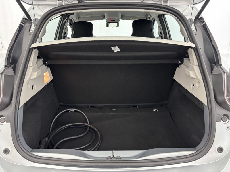 Renault Zoe R110 Achat Intégral Life 5p 2021 - photo n°9 Renault Zoe R110 Achat Intégral Life 5p  occasion à SAINT-GREGOIRE - photo n°9