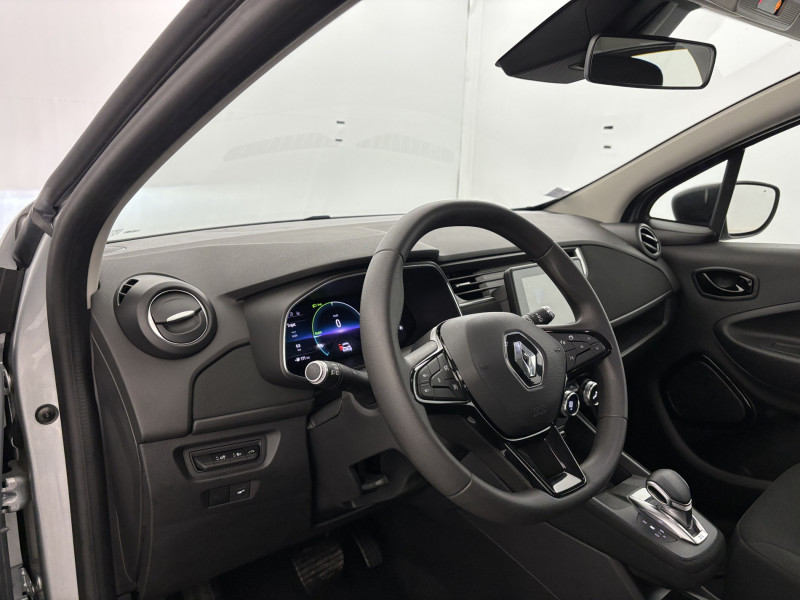 Renault Zoe R110 Achat Intégral Life 5p 2021 - photo n°14 Renault Zoe R110 Achat Intégral Life 5p  occasion à SAINT-GREGOIRE - photo n°14