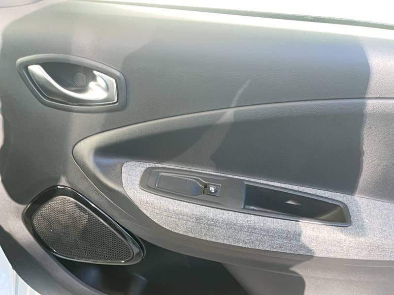 Renault Zoe R135 Intens 2020 - photo n°10 Renault Zoe R135 Intens  occasion à Aire sur Adour - photo n°10