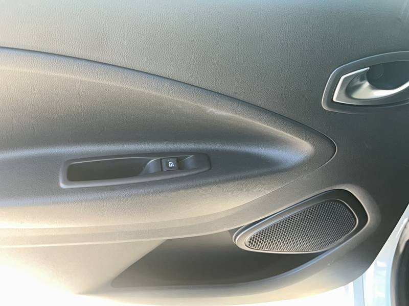 Renault Zoe R135 Intens 2020 - photo n°14 Renault Zoe R135 Intens  occasion à Aire sur Adour - photo n°14