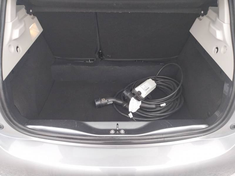 Renault Zoe R135 - MY22 Iconic 2023 - photo n°16 Renault Zoe R135 - MY22 Iconic  occasion à Villeneuve-sur-Lot - photo n°16