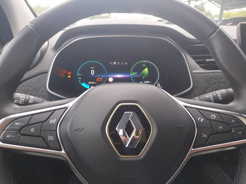 Renault Zoe R135 - MY22 Iconic 2023 - photo n°20 Renault Zoe R135 - MY22 Iconic  occasion à Villeneuve-sur-Lot - photo n°20