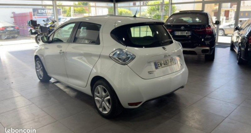 Renault Zoe r90 40 kw zen autonomie 300 km gps-regulateur de vitesse lim 2018 - photo n°3 Renault Zoe r90 40 kw zen autonomie 300 km gps-regulateur de vitesse lim  occasion à Nevers - photo n°3
