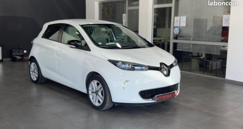 Renault Zoe r90 40 kw zen autonomie 300 km gps-regulateur de vitesse lim 2018 - photo n°2 Renault Zoe r90 40 kw zen autonomie 300 km gps-regulateur de vitesse lim  occasion à Nevers - photo n°2