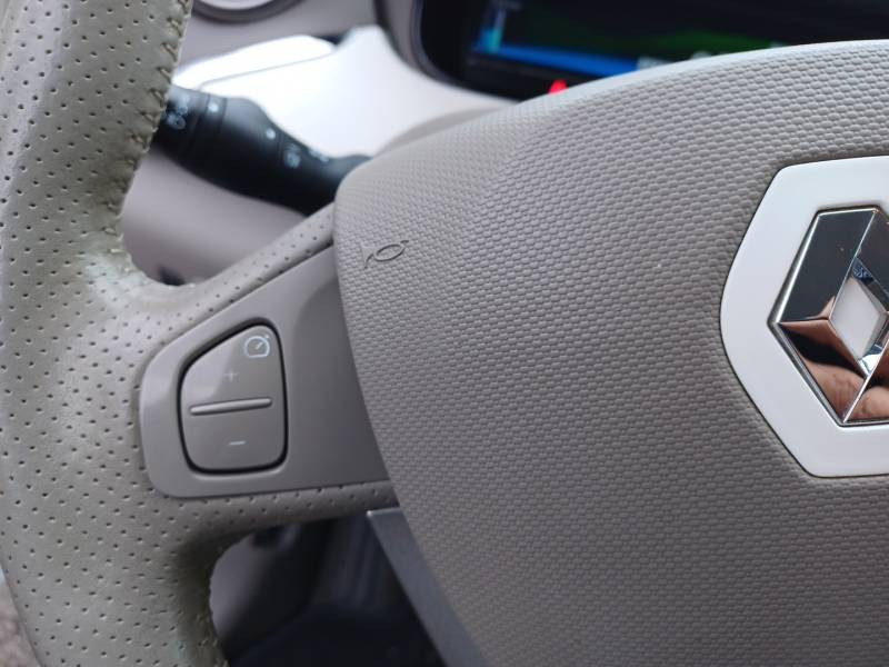 Renault Zoe Zen Gamme 2017 2018 - photo n°14 Renault Zoe Zen Gamme 2017  occasion à Auch - photo n°14