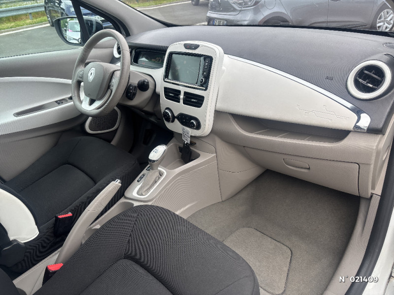 Renault Zoe Zoe Life Charge Rapide 2016 - photo n°9 Renault Zoe Zoe Life Charge Rapide  occasion à Louviers - photo n°9
