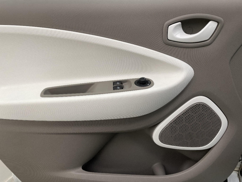 Renault Zoe Zoe Life 2016 - photo n°19 Renault Zoe Zoe Life  occasion à Rivery - photo n°19