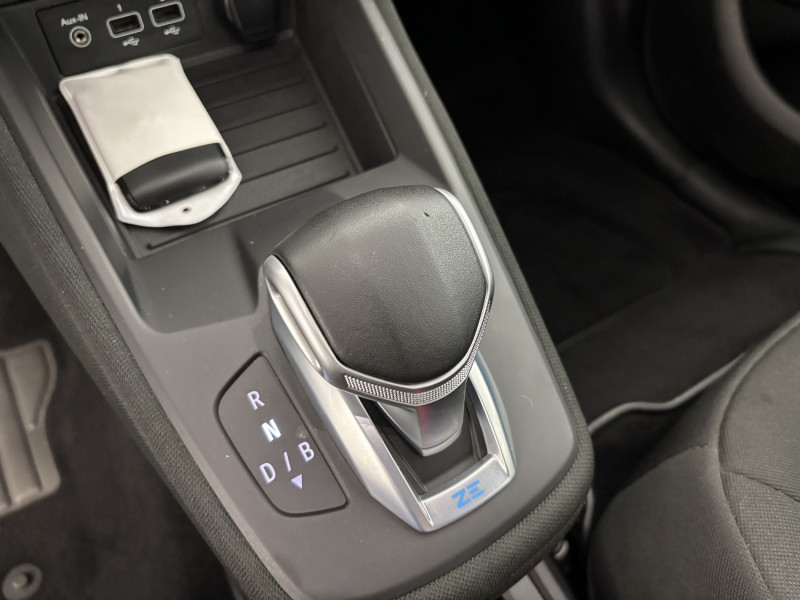 Renault Zoe Zoe R110 Achat Intégral 21 Life 5p 2021 - photo n°19 Renault Zoe Zoe R110 Achat Intégral 21 Life 5p  occasion à SAINT-GREGOIRE - photo n°19