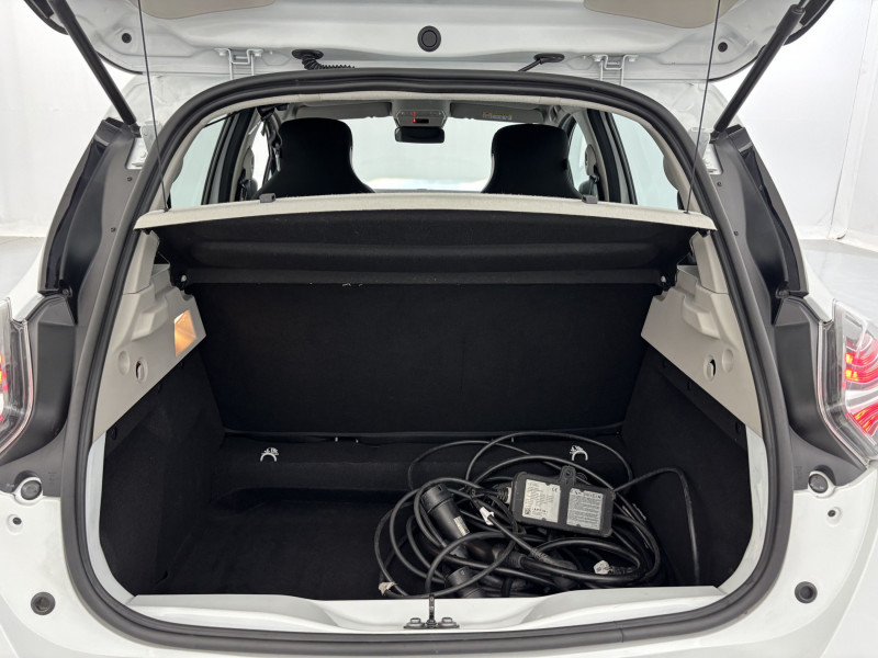 Renault Zoe Zoe R110 Achat Intégral 21 Life 5p 2021 - photo n°9 Renault Zoe Zoe R110 Achat Intégral 21 Life 5p  occasion à SAINT-GREGOIRE - photo n°9