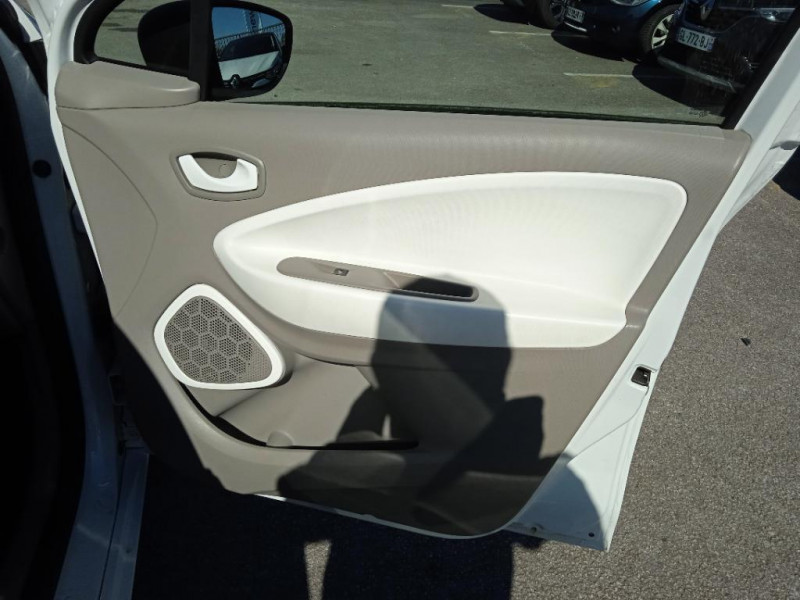 Renault Zoe Zoe R75 Life 2019 - photo n°18 Renault Zoe Zoe R75 Life  occasion à Neufchâtel-en-Bray - photo n°18