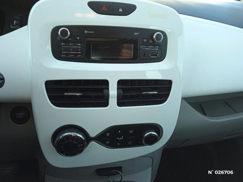 Renault Zoe Zoe R75 Life 2019 - photo n°13 Renault Zoe Zoe R75 Life  occasion à Neufchâtel-en-Bray - photo n°13