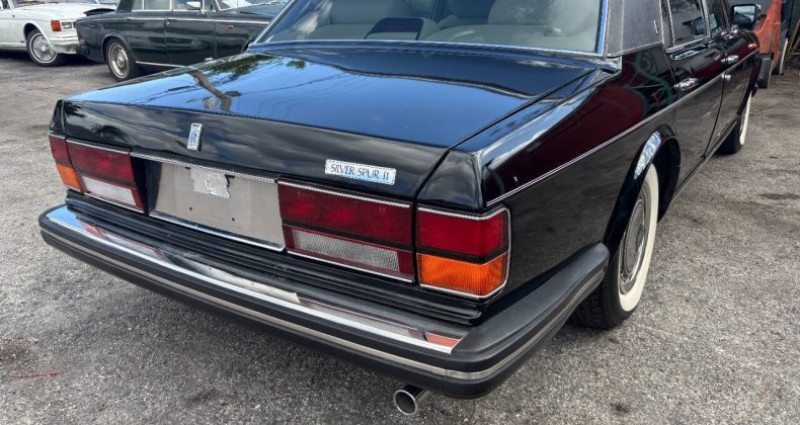 Rolls royce Silver Spirit Spirit/Spur/Dawn 1991 - photo n°4 Rolls royce Silver Spirit Spirit/Spur/Dawn  occasion à LYON - photo n°4