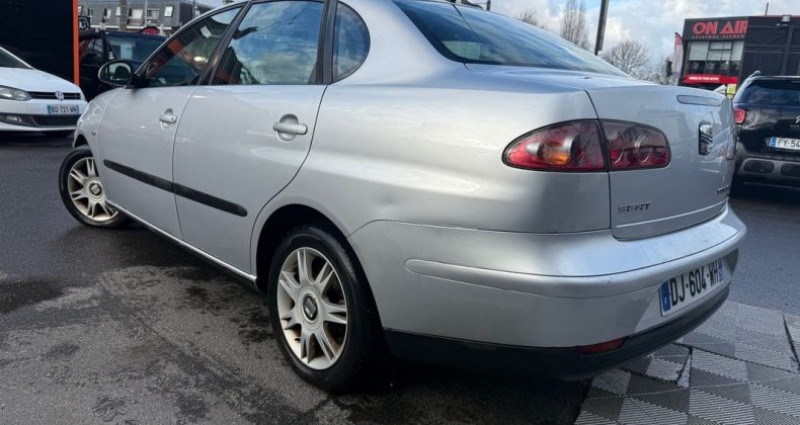 Seat Cordoba 1.9 TDI100 SIGNO 4P  occasion � Morsang Sur Orge - photo n�6