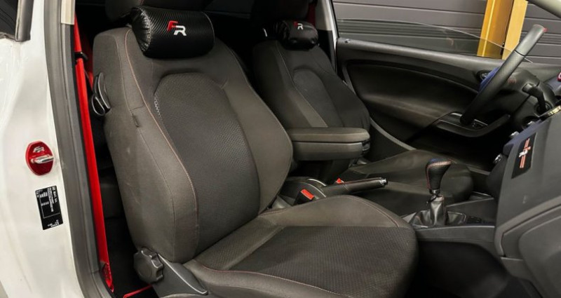 Seat Ibiza FR 1.2 110cv Origine France Toit Ouvrant Sound Pack RED Stag  occasion � M�ry Sur Oise - photo n�4