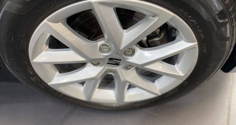 Seat Leon -32% 2.0 TDI 150 BVA+MIRRORLINK +CAM+PARK ASSIST+LED+CLIM 3Z 2024 - photo n°5 Seat Leon -32% 2.0 TDI 150 BVA+MIRRORLINK +CAM+PARK ASSIST+LED+CLIM 3Z  occasion à Vert-Saint-Denis - photo n°5