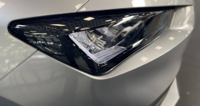 Seat Leon -32% 2.0 TDI 150 BVA+MIRRORLINK +CAM+PARK ASSIST+LED+CLIM 3Z 2024 - photo n°4 Seat Leon -32% 2.0 TDI 150 BVA+MIRRORLINK +CAM+PARK ASSIST+LED+CLIM 3Z  occasion à Vert-Saint-Denis - photo n°4