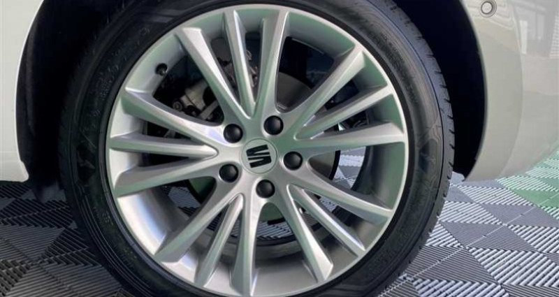 Seat Leon 2.0 TDI 150 DSG7 Style Business 2022 - photo n°7 Seat Leon 2.0 TDI 150 DSG7 Style Business  occasion à SAINT FULGENT - photo n°7