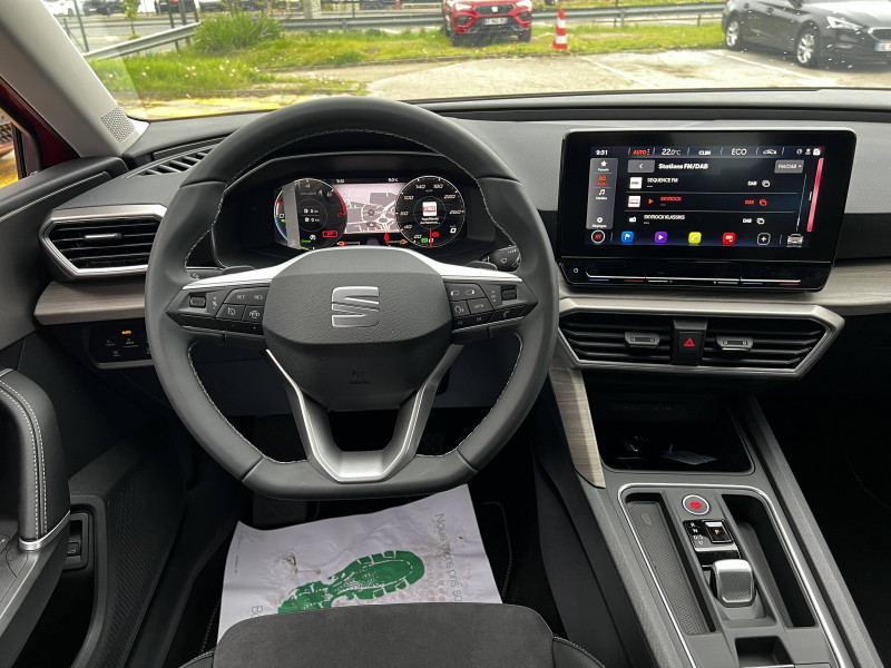 Seat Leon SPORTSTOURER Leon Sportstourer e-Hybrid 204 DSG6  occasion à CHAMBOURCY - photo n°8