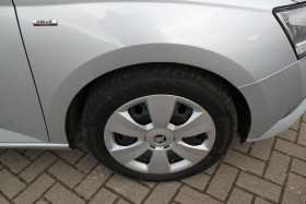 Skoda Fabia 1.0 MPI 60 ch BVM  occasion  Beaupuy - photo n5