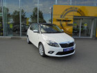 Skoda Fabia occasion Blanc année 2014 boite Manuelle Annonce Skoda Fabia occasion Essence 1.2 TSI 85ch Tour de France à Vert-Saint-Denis