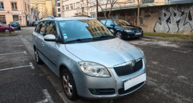 Skoda Fabia occasion 2011 mise en vente à Grenoble par le garage GARAGE AUTOS 19 - photo n°1