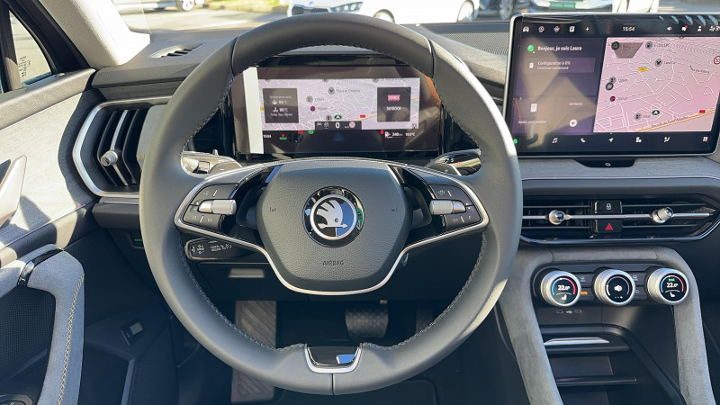 Skoda Kodiaq Kodiaq 1.5 TSI 150 ch Hybrid ACT DSG7 5pl Selection 5p  - photo n°17 Skoda Kodiaq Kodiaq 1.5 TSI 150 ch Hybrid ACT DSG7 5pl Selection 5p  occasion à Onet-le-Château - photo n°17