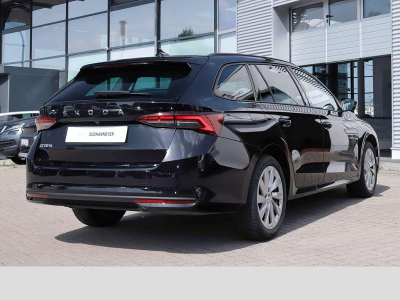 Skoda Octavia Combi 1.5 TSI 116 ch BVM 2024 - photo n°3 Skoda Octavia Combi 1.5 TSI 116 ch BVM  occasion à L'Union - photo n°3