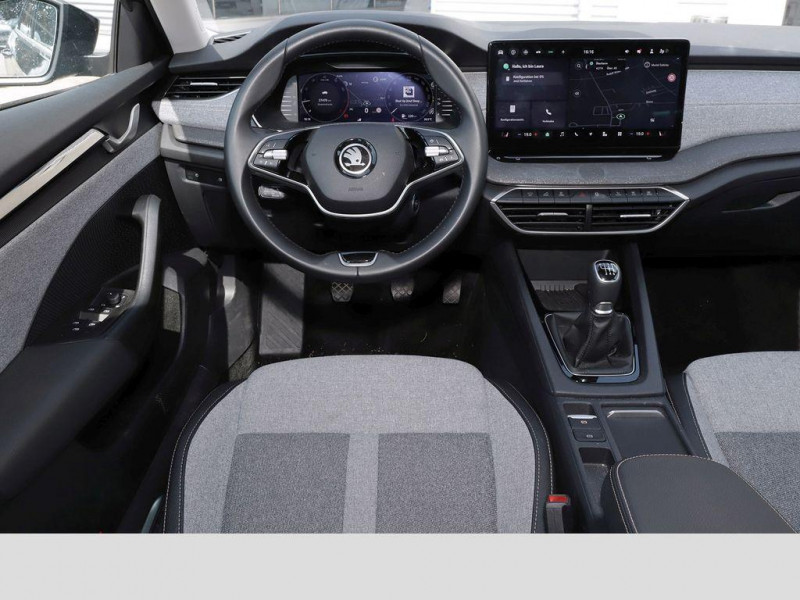 Skoda Octavia Combi 1.5 TSI 116 ch BVM 2024 - photo n°11 Skoda Octavia Combi 1.5 TSI 116 ch BVM  occasion à L'Union - photo n°11