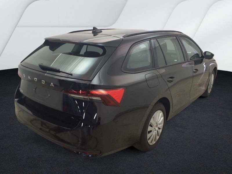 Skoda Octavia Combi 1.5 TSI 116 ch BVM 2025 - photo n°2 Skoda Octavia Combi 1.5 TSI 116 ch BVM  occasion à L'Union - photo n°2