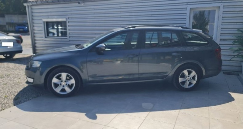 Skoda Octavia Combi 1.6 TDI 105 CV * PACK Active * REPRISE POSSIBLE * 2015 Skoda Octavia Combi 1.6 TDI 105 CV * PACK Active * REPRISE POSSIBLE *  occasion à Maubeuge