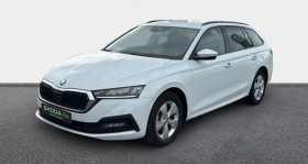 Skoda Octavia Combi occasion 2023 mise en vente &agrave; La Rochelle par le garage C.A.R. - photo n&deg;1