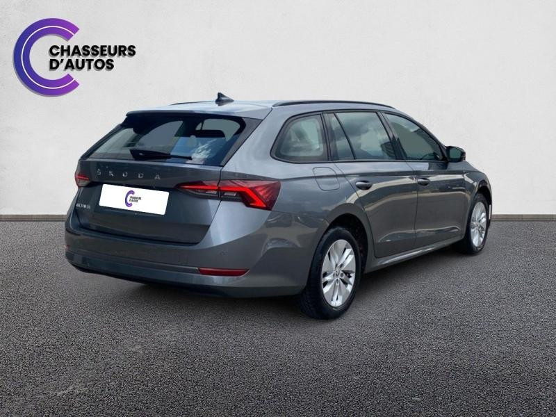 Skoda Octavia Combi 2.0 TDI 150ch Business DSG7 Euro6d-AP 2022 - photo n°2 Skoda Octavia Combi 2.0 TDI 150ch Business DSG7 Euro6d-AP  occasion à Dijon - photo n°2