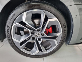 Skoda Octavia Combi 2.0 TDI 200 ch BVA 4x4  occasion  Beaupuy - photo n9