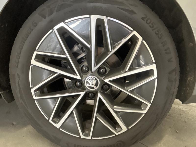 Skoda Octavia Combi Combi 2.0 TDI 150ch Sportline DSG7  occasion  HOENHEIM - photo n5