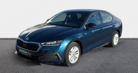 Skoda Octavia occasion 2022 mise en vente &agrave; La Rochelle par le garage C.A.R. - photo n&deg;1