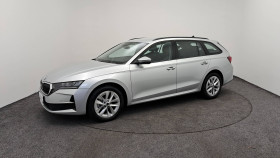 Skoda Octavia occasion 2025 mise en vente à Saint-Cyr-sur-Loire par le garage SKODA Tours - photo n°1